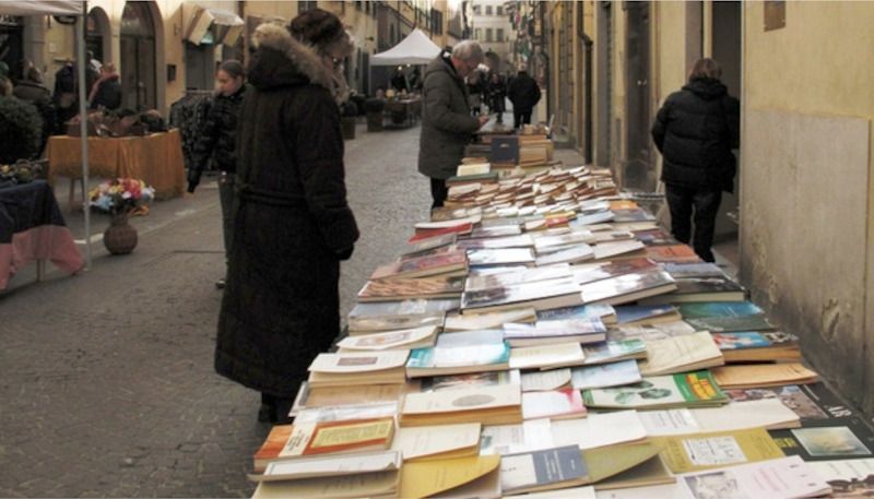 Mercatini a Montevarchi Domenica 24 Marzo 2024